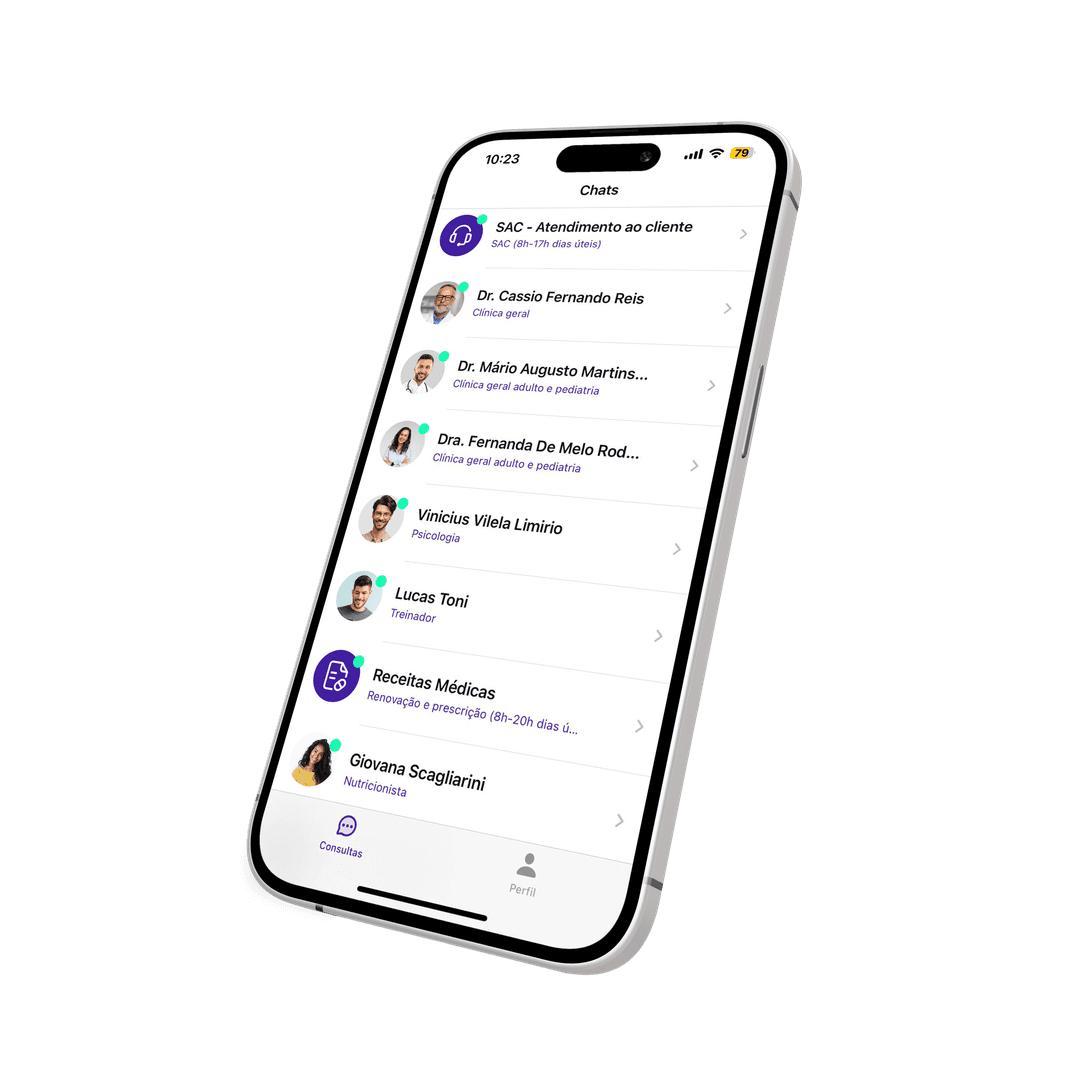 Aplicativo MediQuo no iPhone mostrando lista de médicos disponíveis para consulta online - Interface do app de telemedicina
